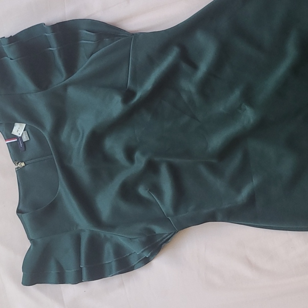 Tommy Hilfiger midi green dress NWT sz8 [1064]